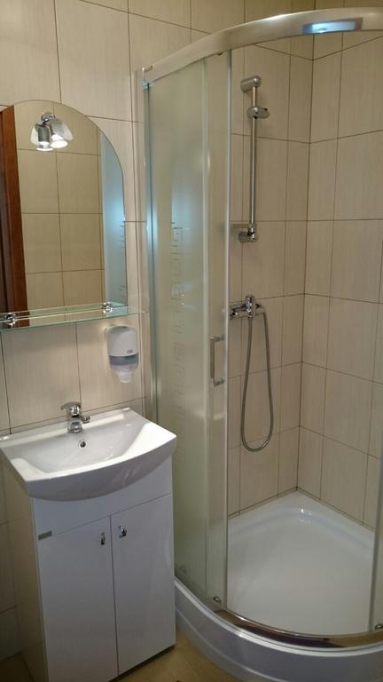 Hotel Restauracja Ksiezycowa Siedlce Dış mekan fotoğraf